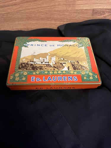 Boîte métallique ancienne - métallique,